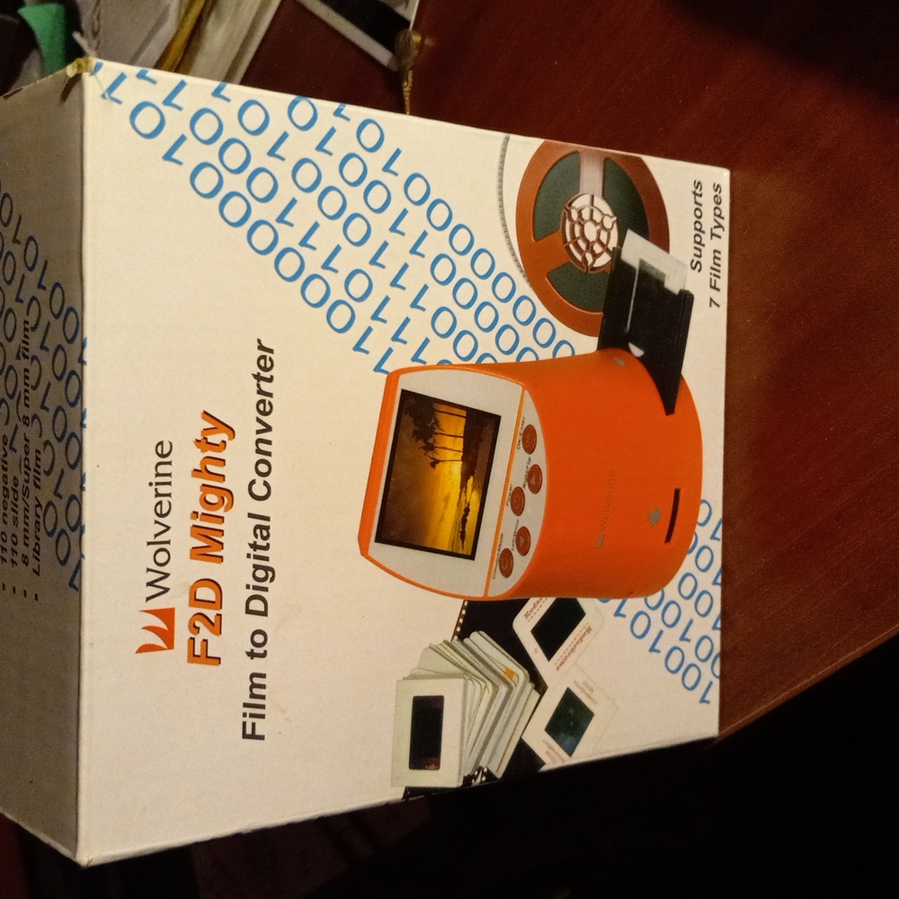 Film to digital converter